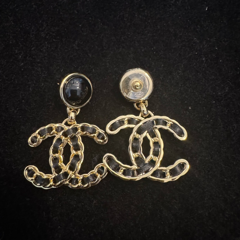 Chanel Gold and Black Tweed Interlock CC Earrings - Picture 3 of 6